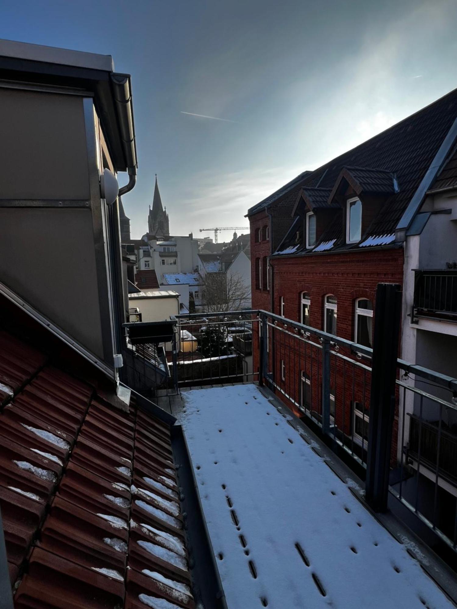 Moderne Galeriewohnung Mit Balkon Und Stellplatz Am Wenigemarkt Érfurt Exterior foto